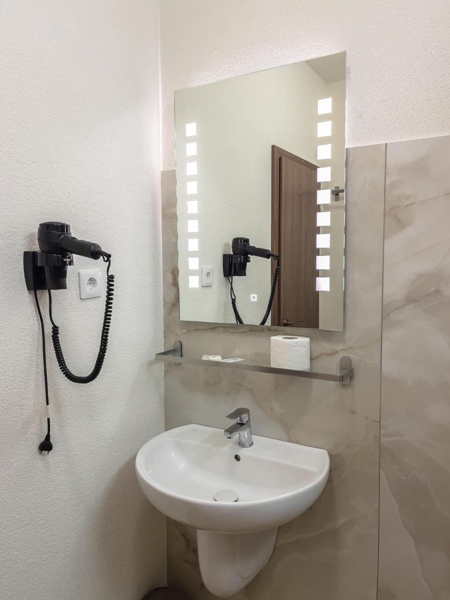 Hotel Eden Sibiu Eksteriør billede